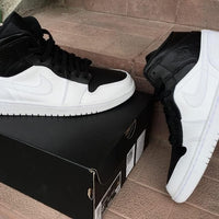 Custom Air Jordan 1 Mid Black White