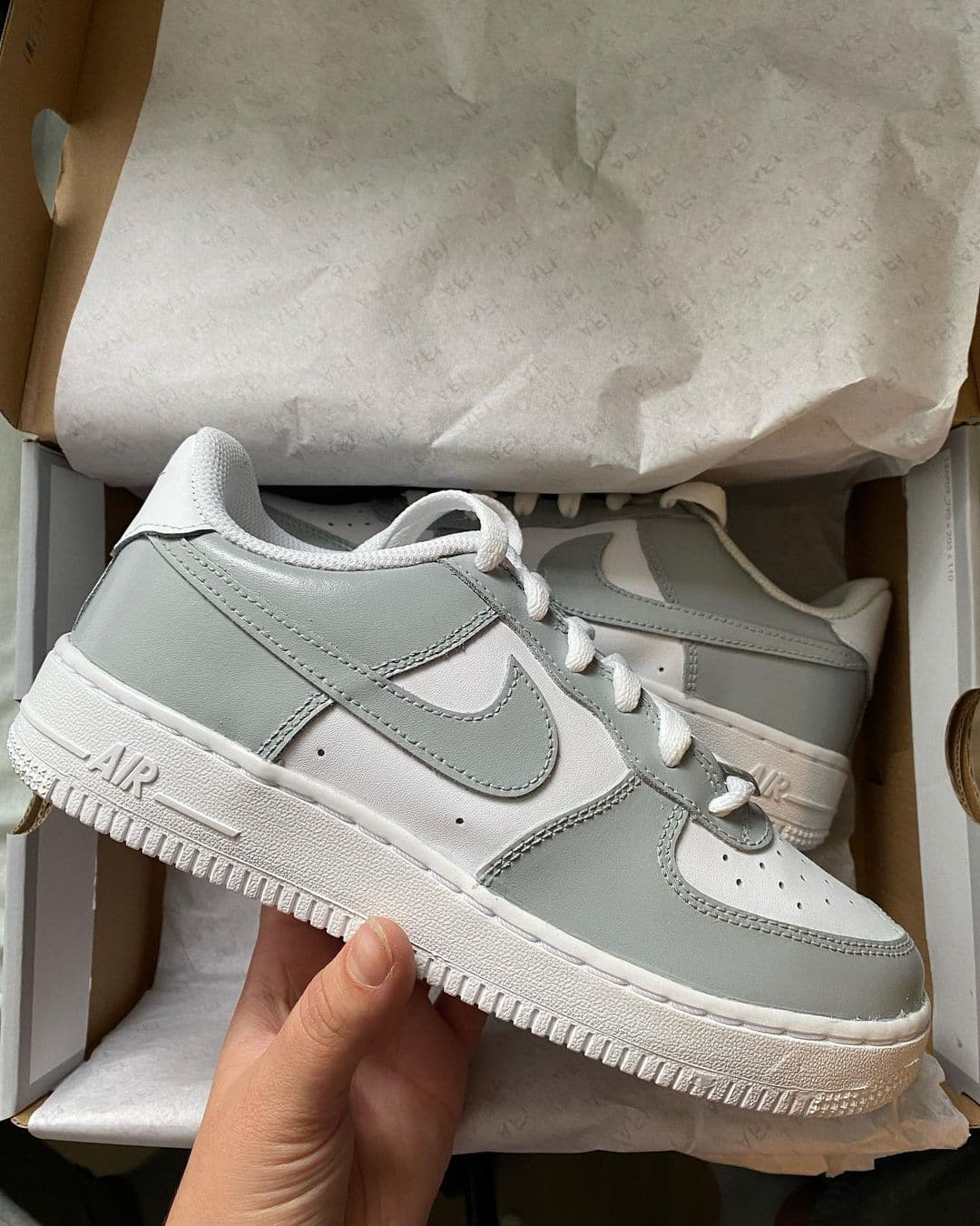 Custom Air Force 1 Pink detailsCustom Air Force 1 Grey colourblock