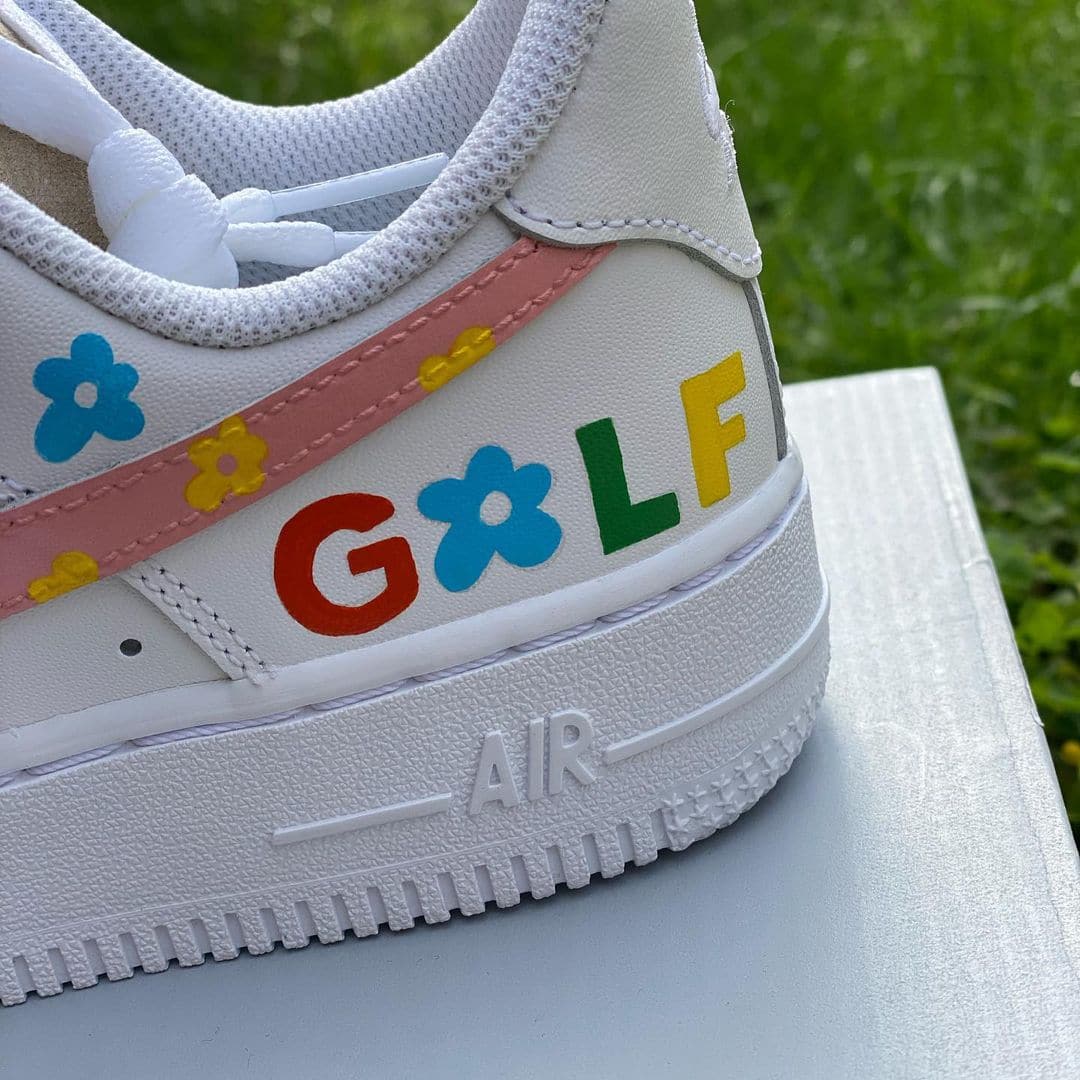 Custom Air Force 1’s🌼🌸