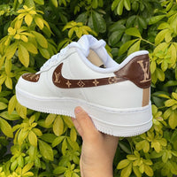 Cusotm LV Air Force 1’s