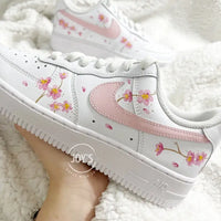 Hand Painted Pink Cherry Blossom Custom Air Force 1, Aesthetic Floral White Custom Sneakers for Women, Cute Casual Fashion Shoes With Multiple Shoelace Options