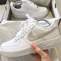Handmade Shiny Rhinestone Embellished White Custom Air Force 1 Custom Sneakers Bling Sparkly Casual Fashion Women Shoes For Bridal Wedding Daily Wear