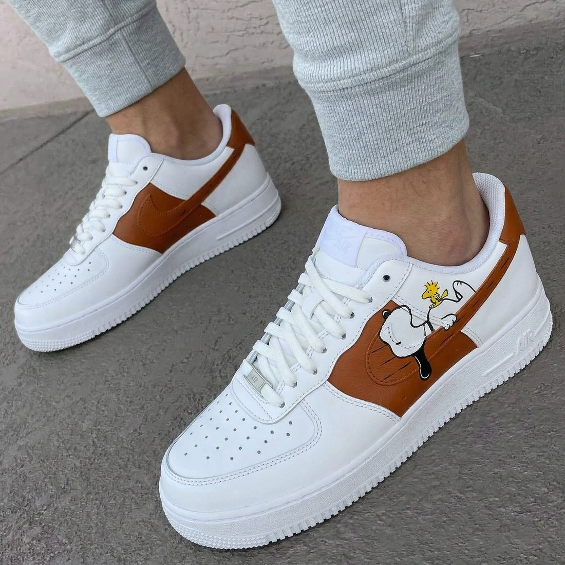 Custom AF 1s Shoes Snoopy Woodstock Cartoon Brown