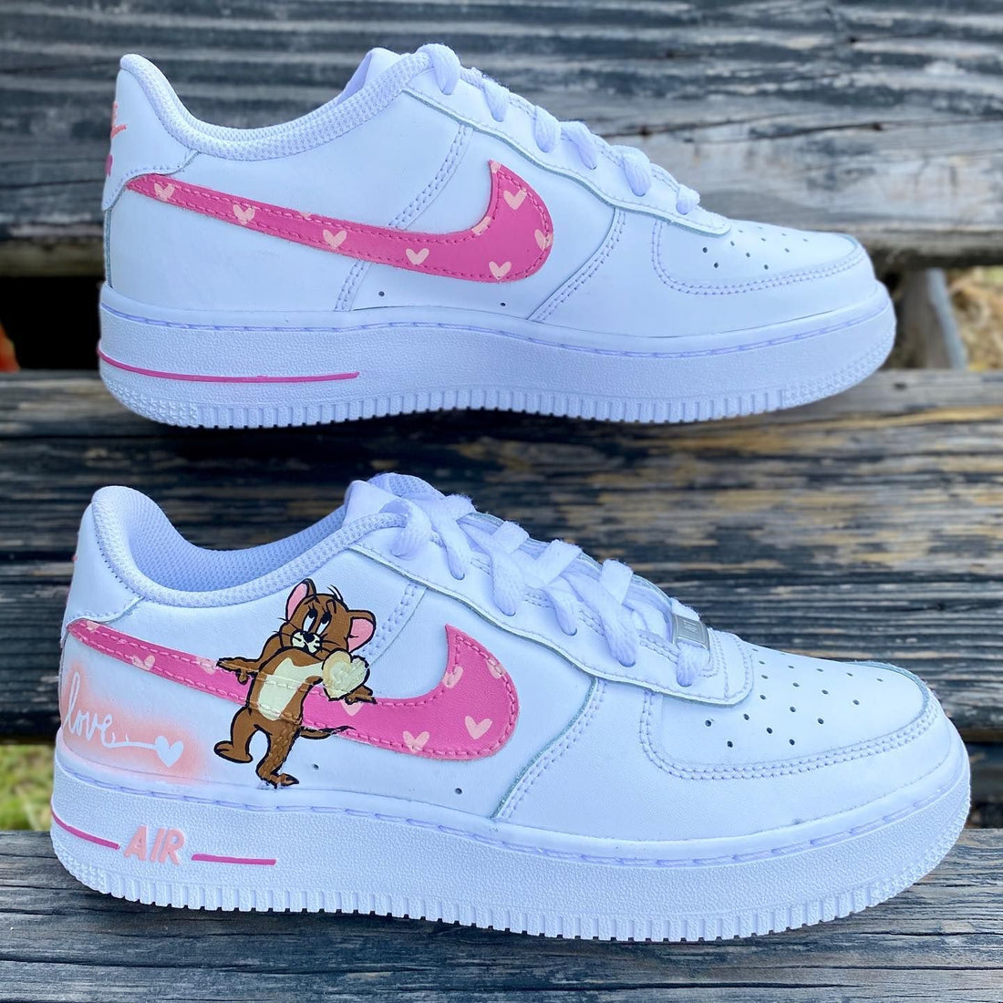 Custom AF 1s Shoes Tom And Jerry Theme Heart Pattern Pink