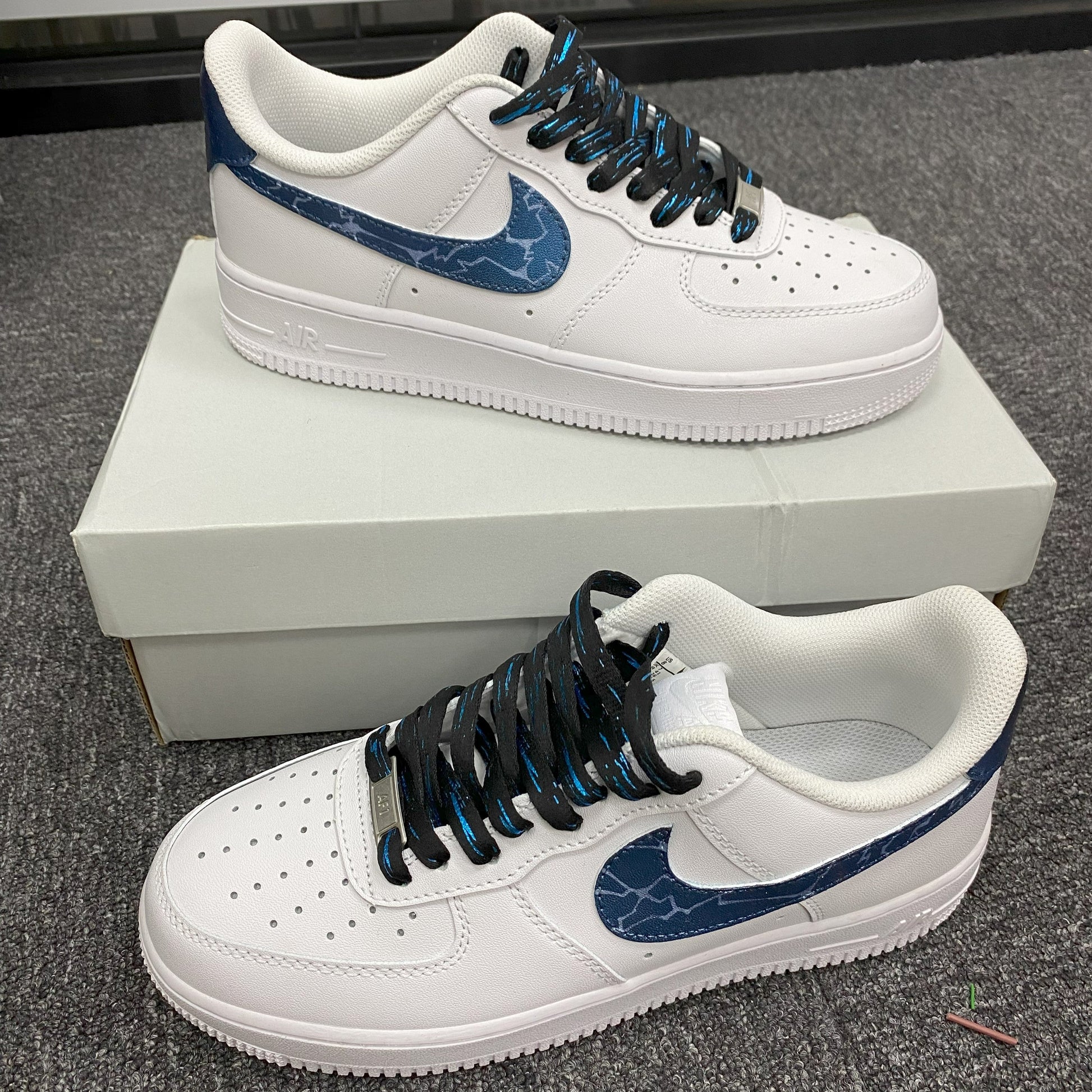 Custom Air Force 1 White With Blue Crackle Pattern And Blue