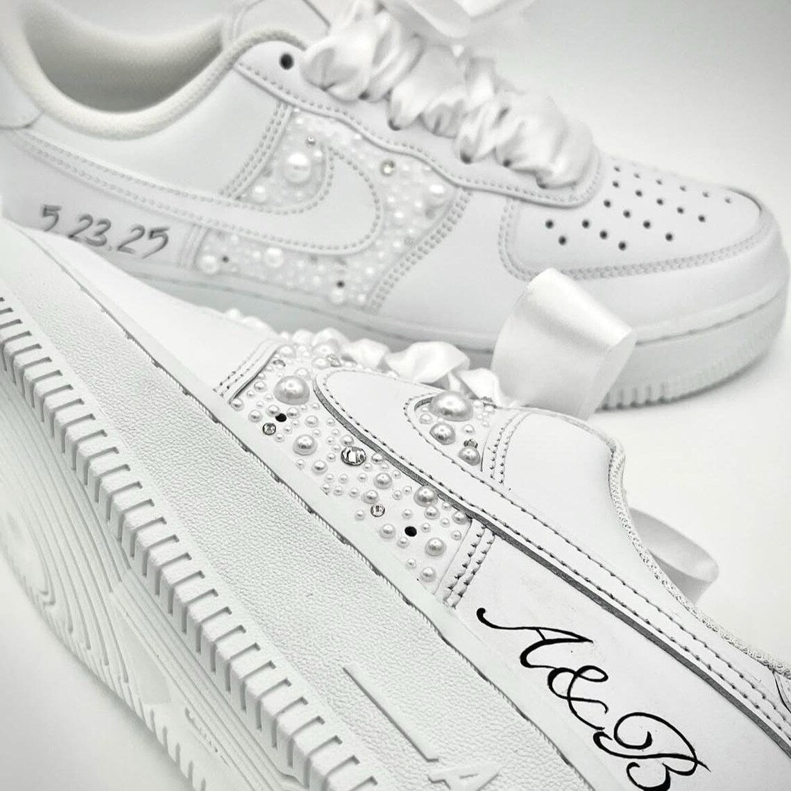 Custom Air Force 1 White With Pearls And Ribbons