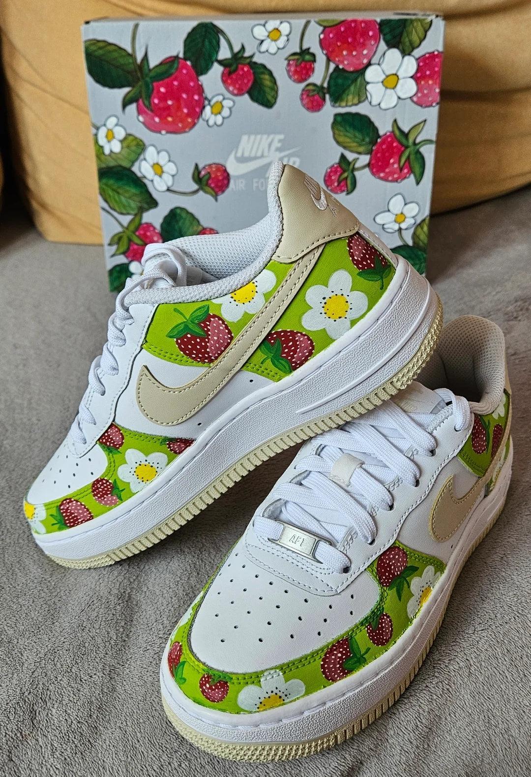Custom Air Force 1 White With Strawberries And Daisies