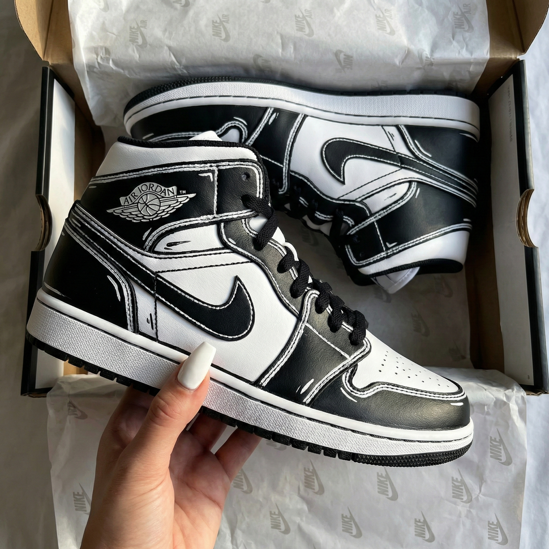 Custom AJ 1s Shoes Cartoon Line Pattern Black White