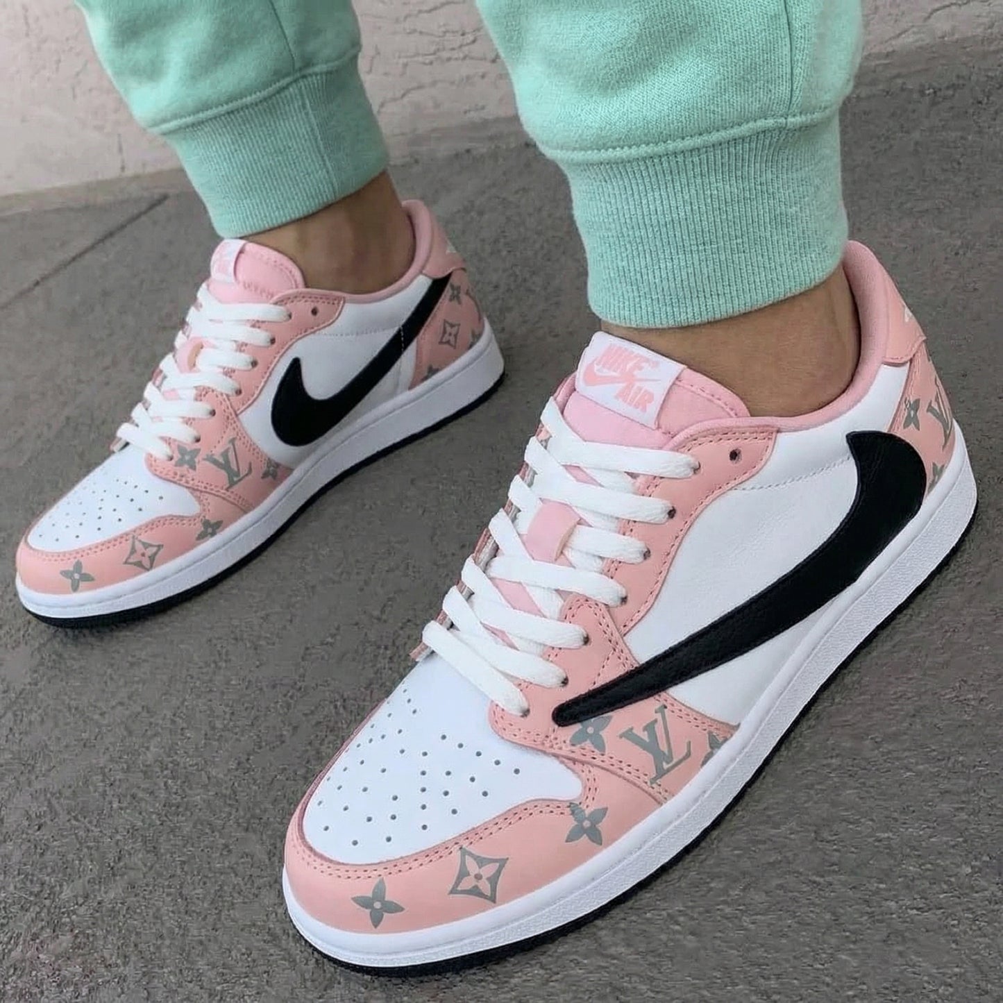 Travis Scott Custom AJ 1s Shoes LV Baby Pink White