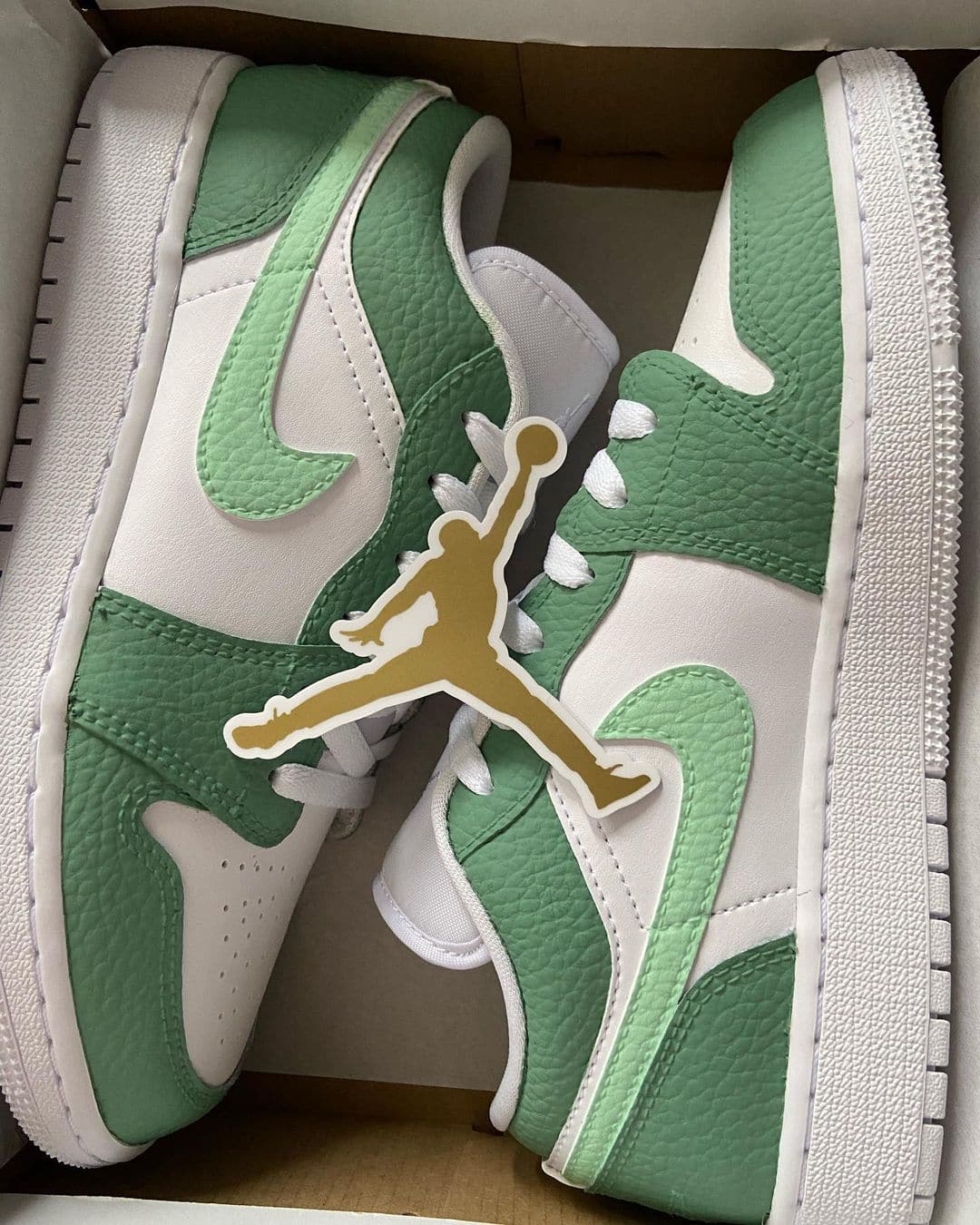 Zona Custom Air Force 1's