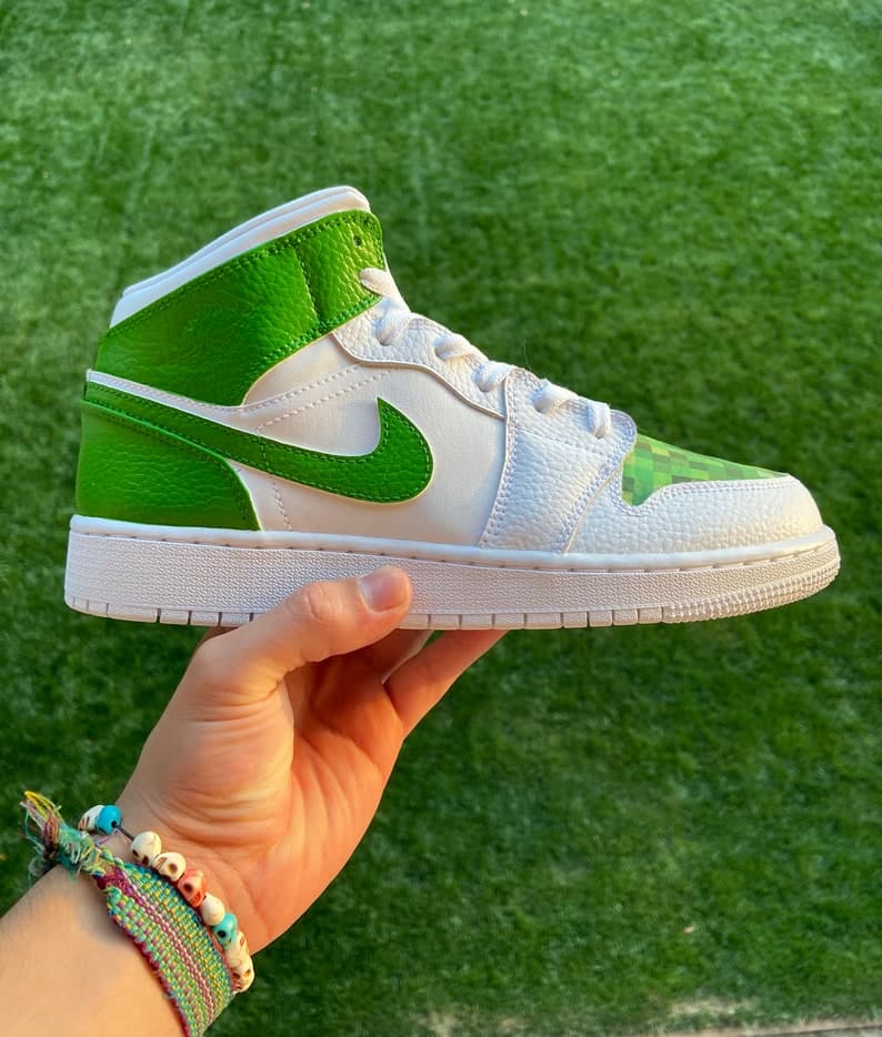 Custom Nike Air Jordan 1 Minecraft – insdrip