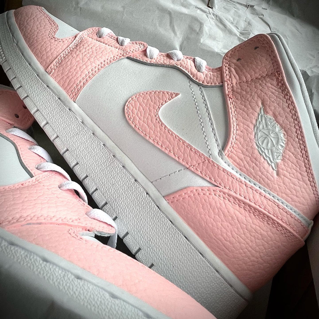 Custom Air Jordan 1 Pink Design
