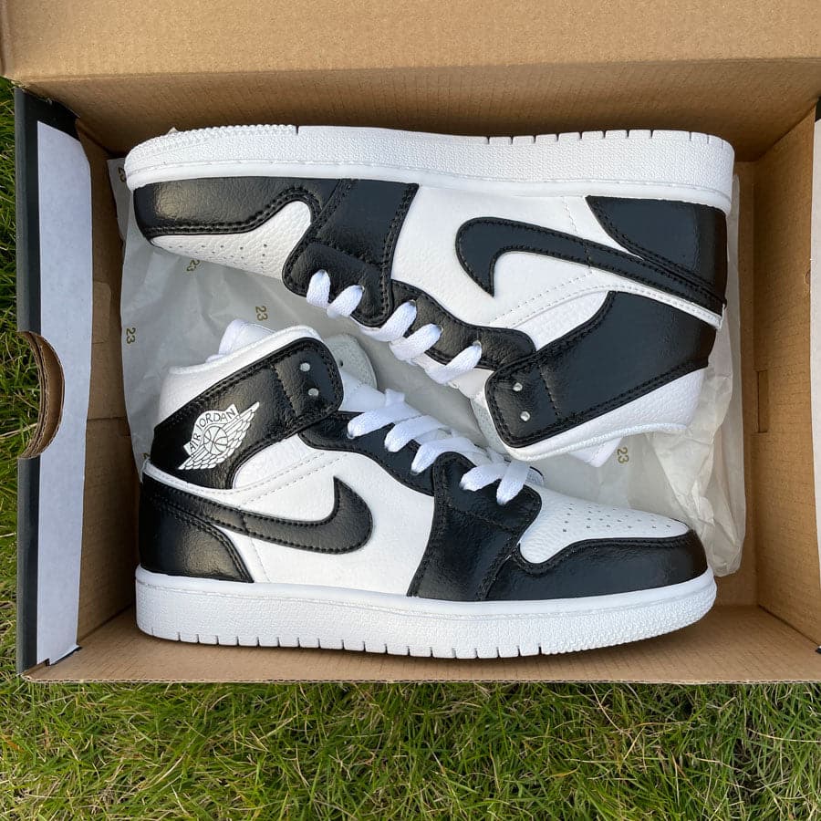 Custom Air Jordan 1 Mid