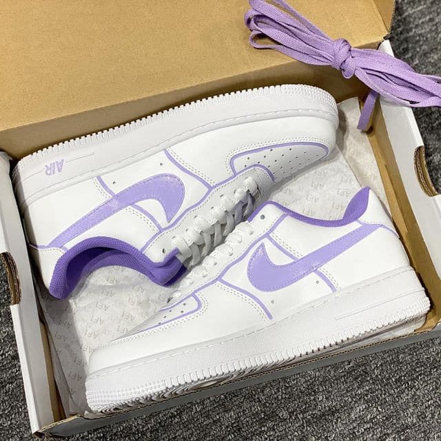 LILAC PURPLE OUTLINE AIR FORCE 1