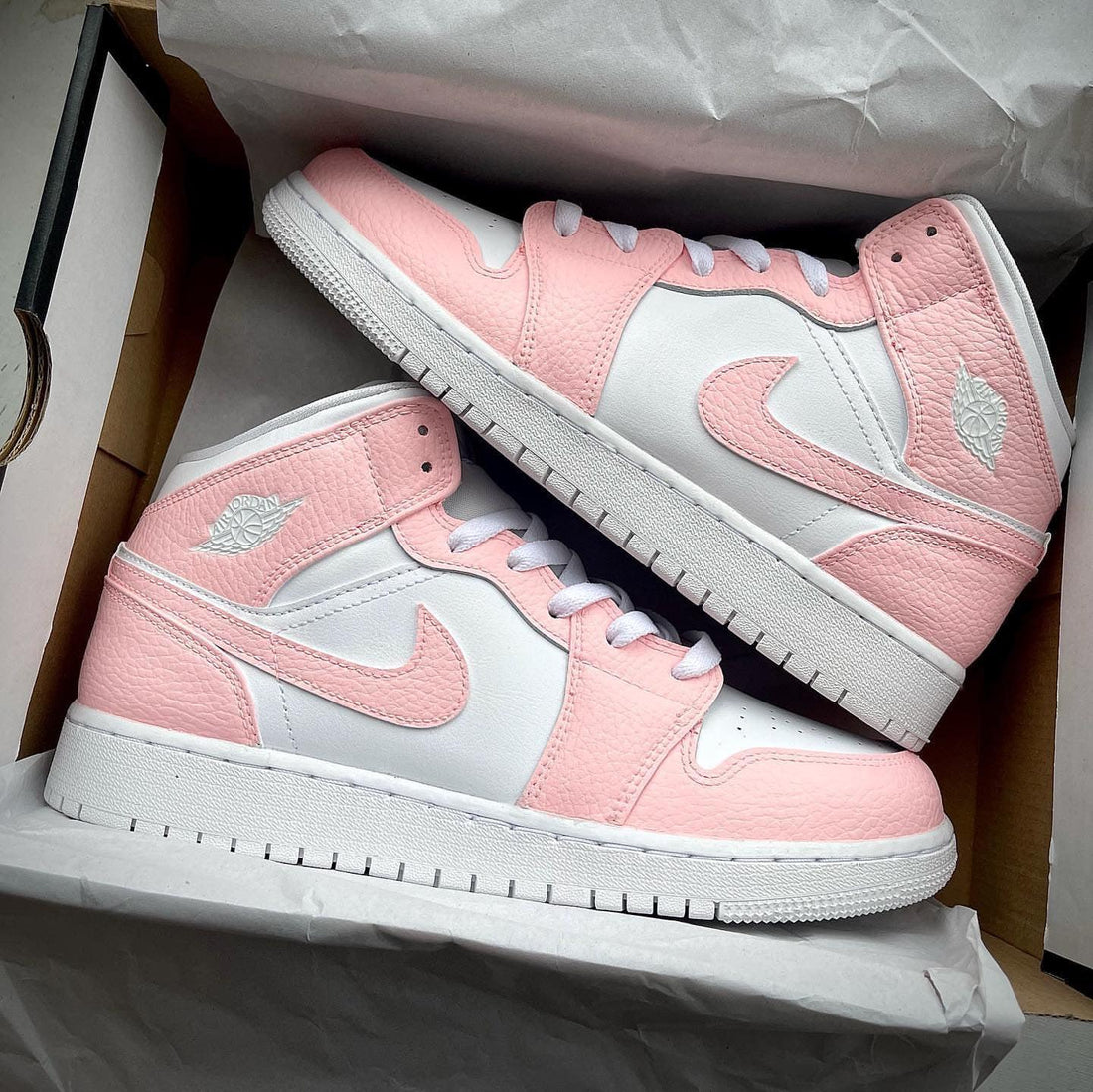Custom Air Jordan 1 Pink Design