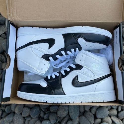 Custom Air Jordan 1 Mid White Black
