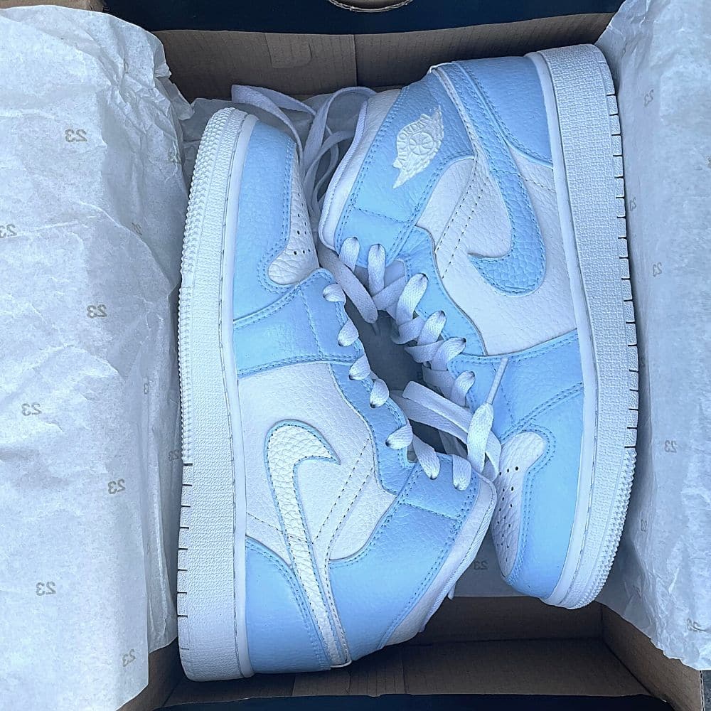 Custom Air Jordan 1 X Baby Blue