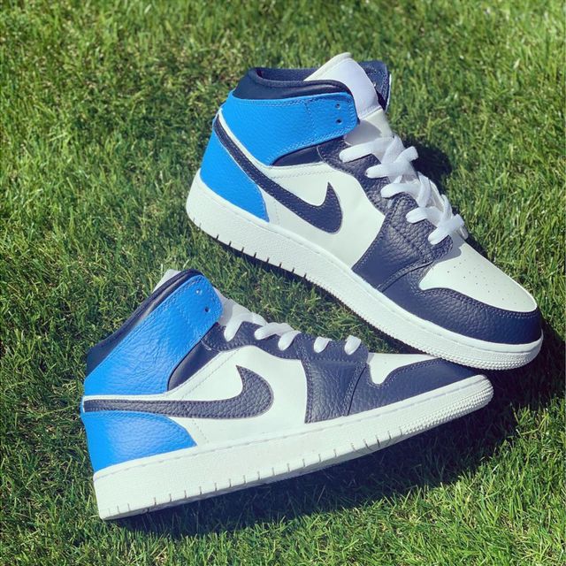 Jordan 1 Custom Blue Black