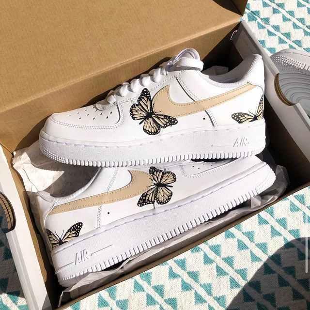 CUSTOM AIR FORCE 1 BUTTERFLY BEIGE
