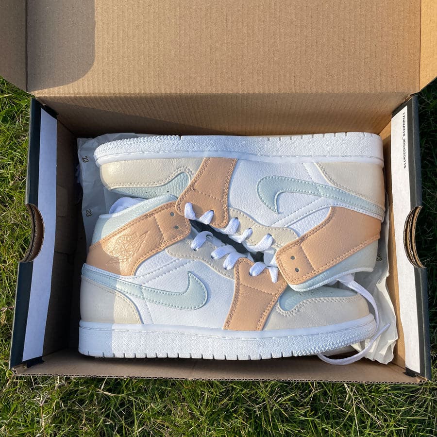 Custom Air Jordan 1 Mid