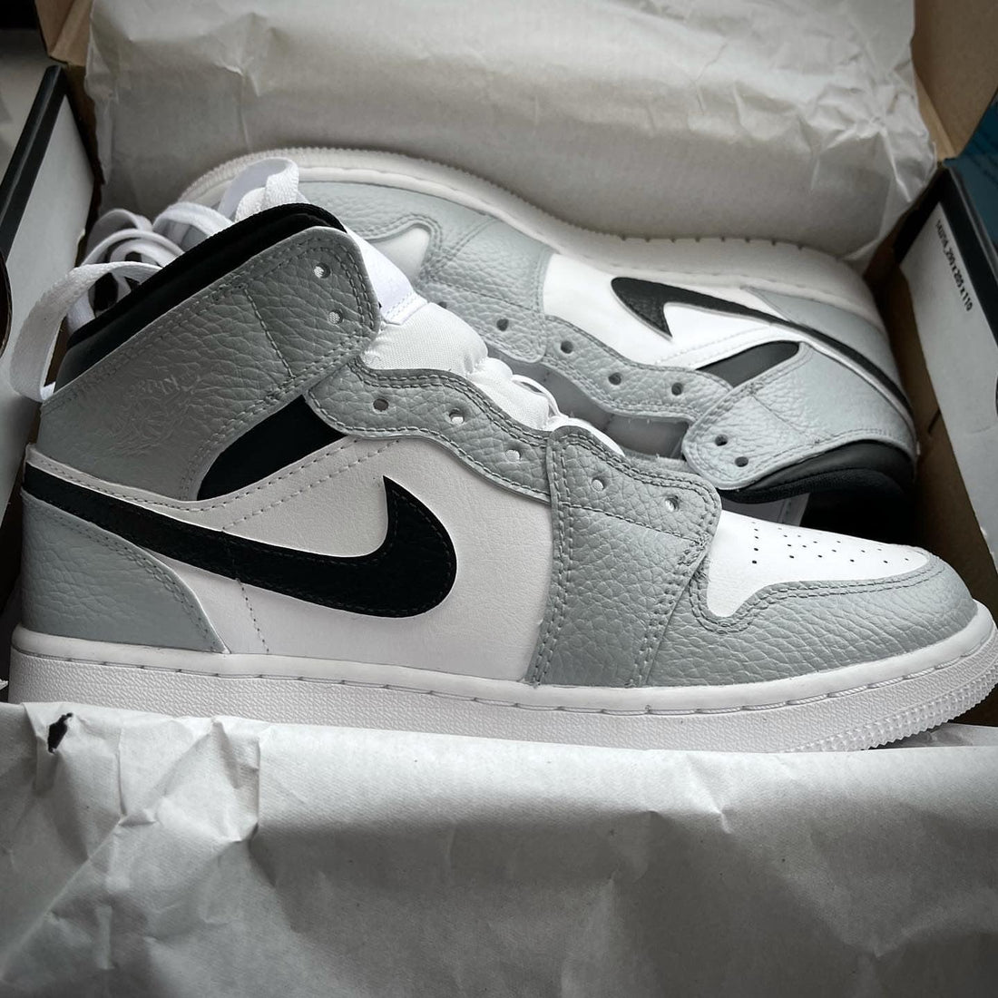 Custom Air Jordan 1 Grey Black