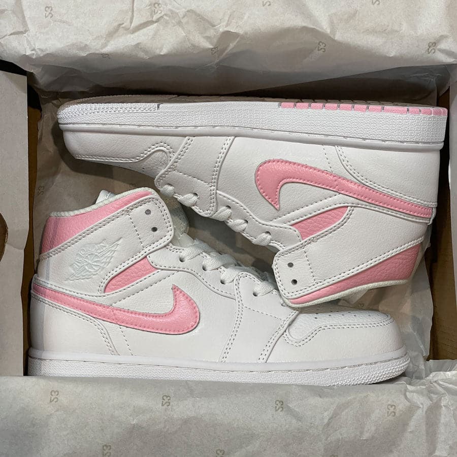 CUSTOM NIKE AIR JORDAN 1