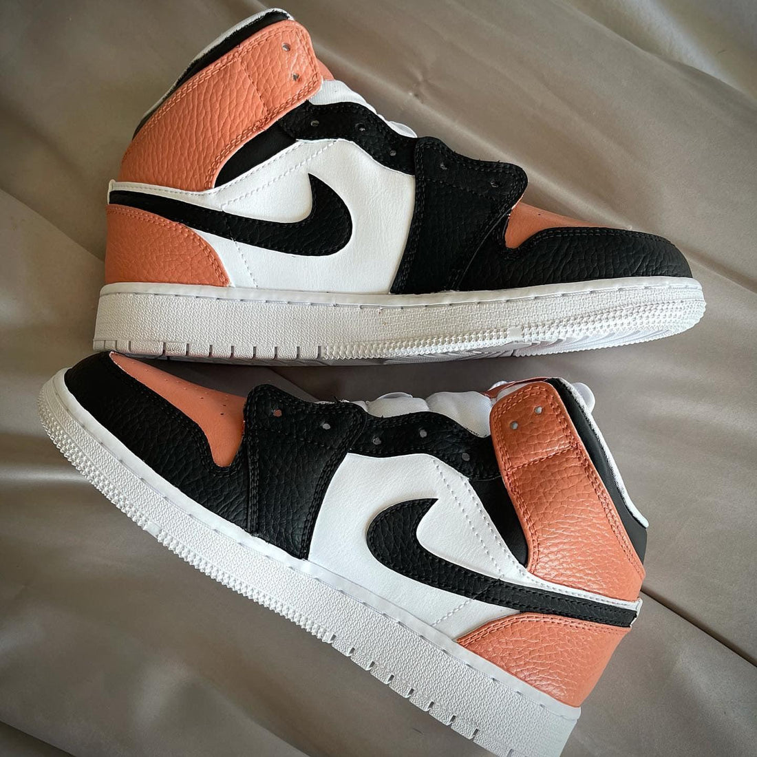 Custom Air Jordan 1 Black Orange