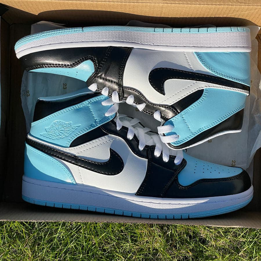 Custom Air Jordan 1 Mid