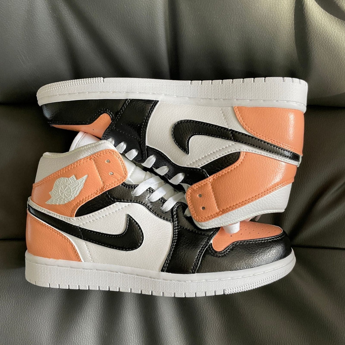 Custom Nike Air Jordan 1 Mid