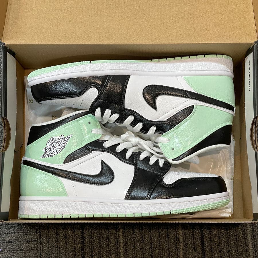 CUSTOM NIKE AIR JORDAN 1