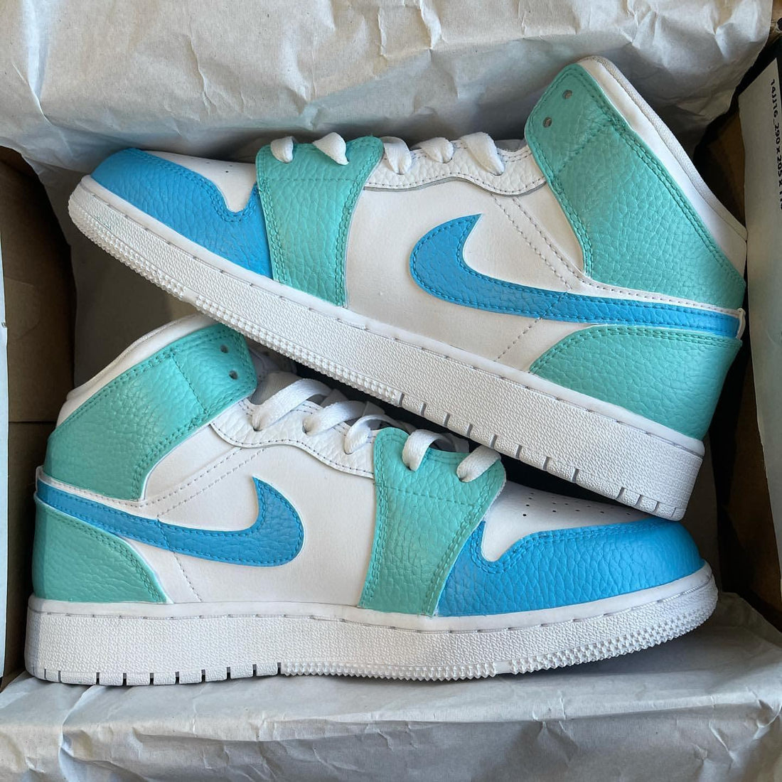 Custom Air Jordan 1 Green Blue