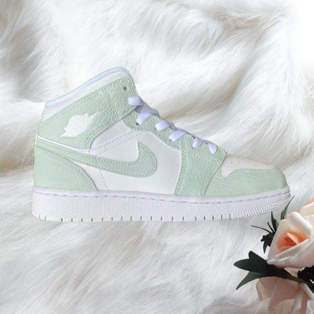 Custom Air Jordan 1 Sage