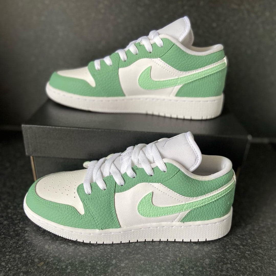 Zona Custom Air Force 1's